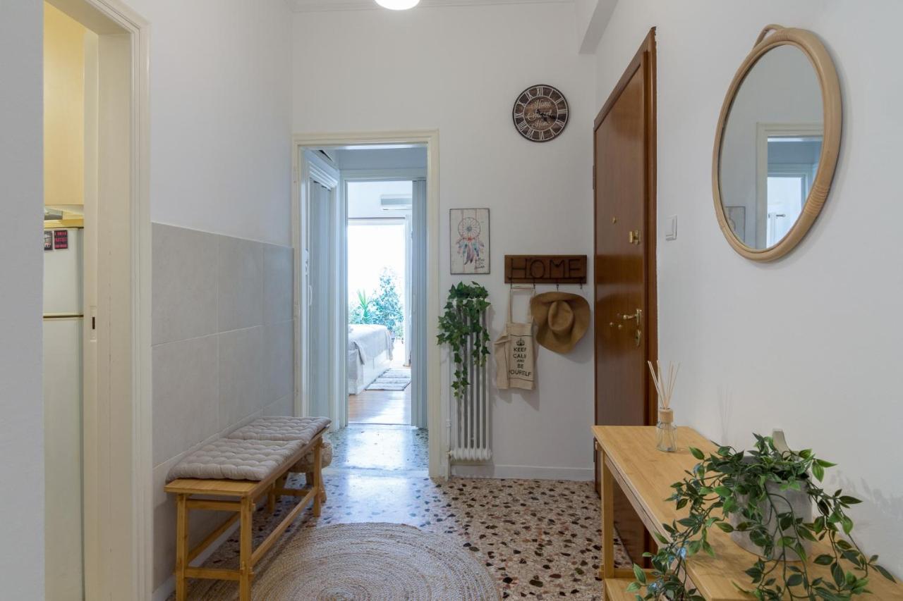 Classic And Modern In Apartment Athens