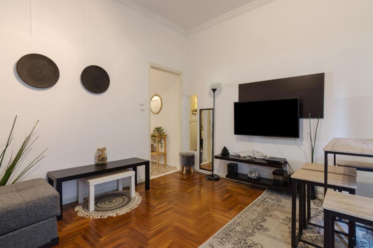 Classic And Modern In * Atena